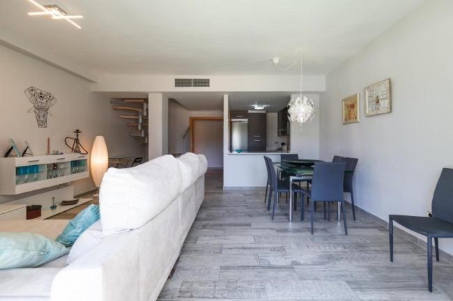 Edificio Mar Augusta Apartment *